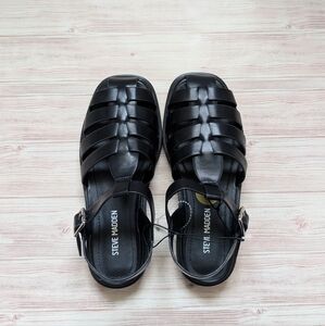 🆕 Steve Madden Girls Fisherman Lug Sole Black Platform Sandals